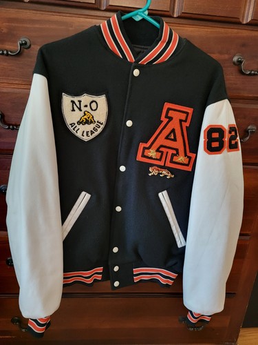 Mint very rare - 1982, high